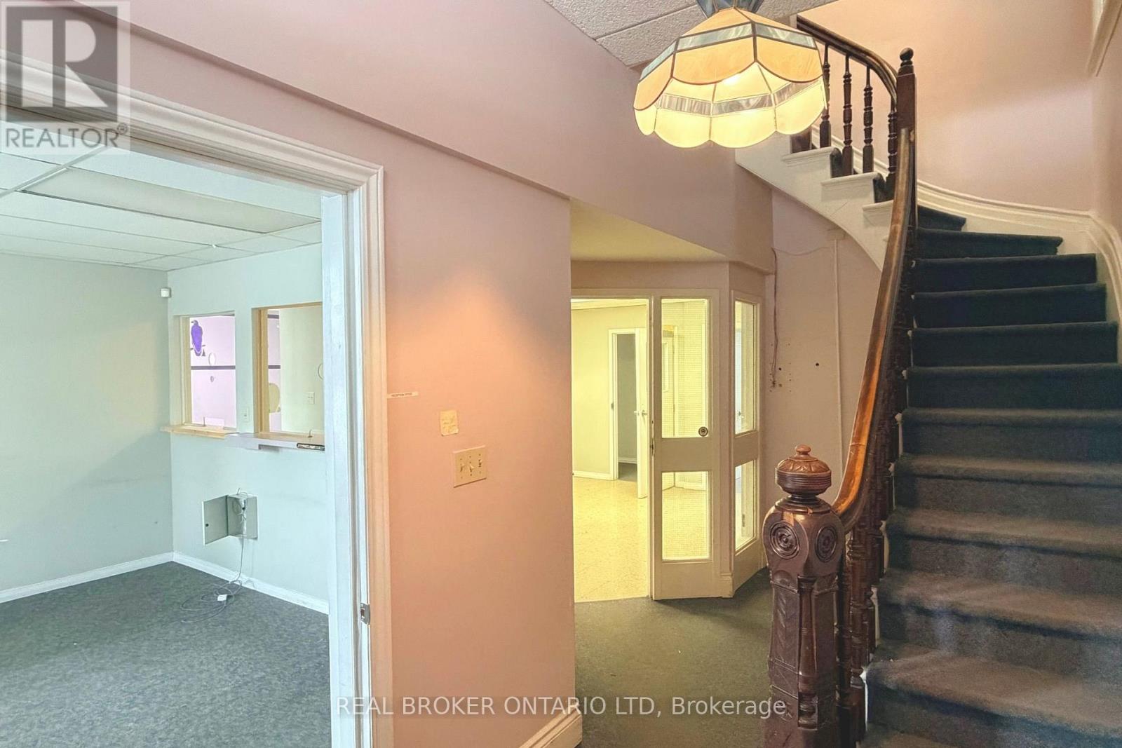425-427 William Street, London East, Ontario  N6B 3E1 - Photo 6 - X12905428