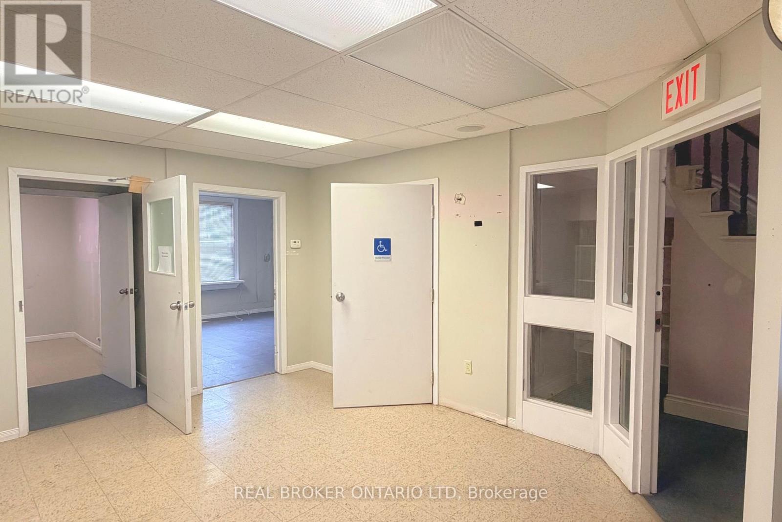 425-427 William Street, London East, Ontario  N6B 3E1 - Photo 8 - X12905428