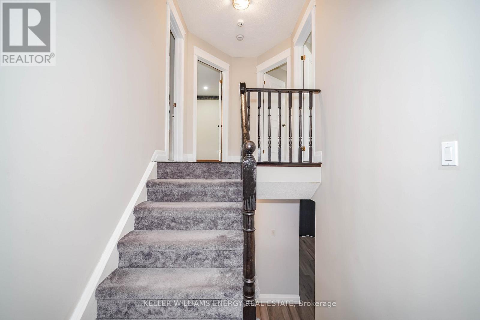 23 Downham Drive, Clarington, Ontario  L1C 4G9 - Photo 11 - E13736474