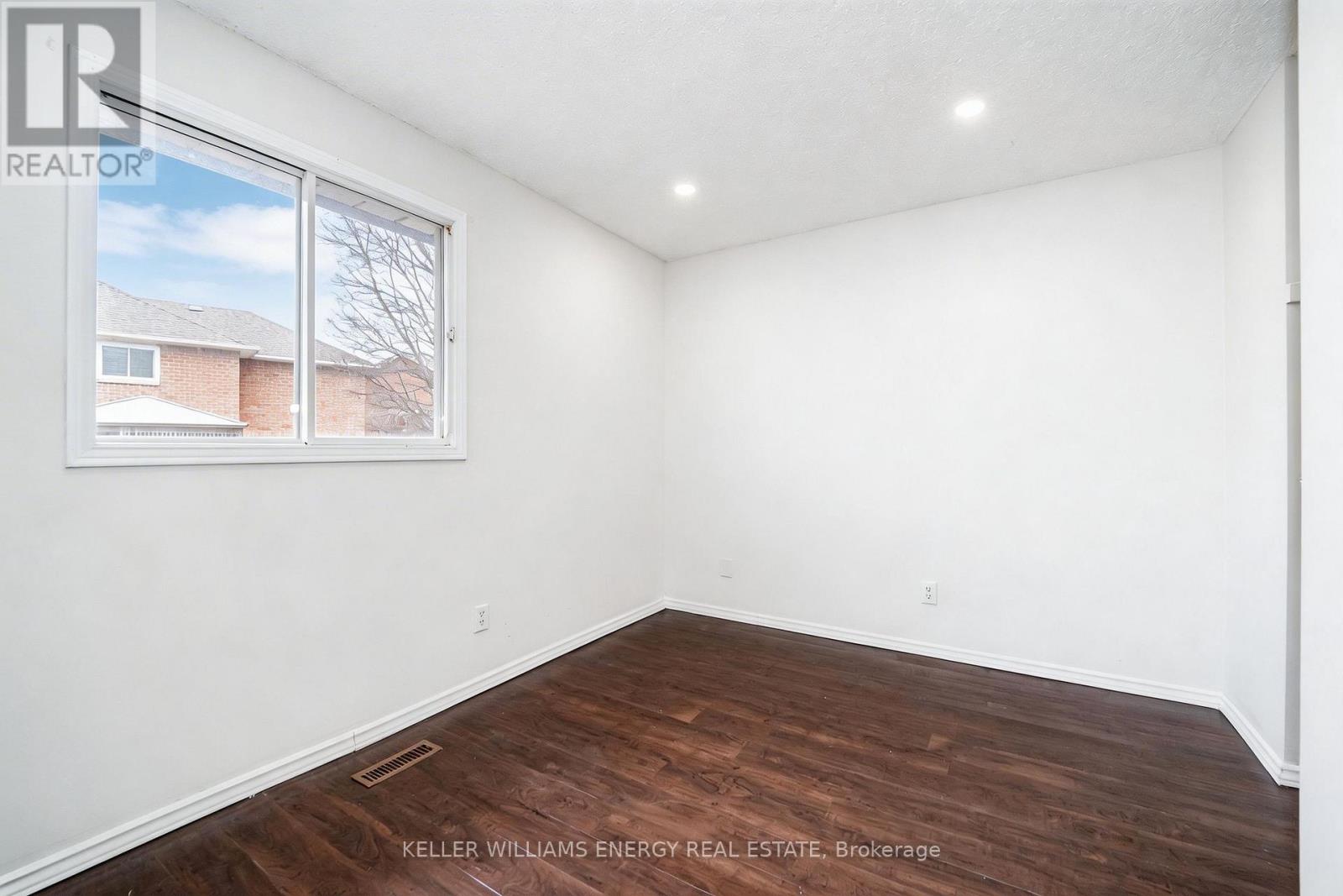 23 Downham Drive, Clarington, Ontario  L1C 4G9 - Photo 18 - E13736474