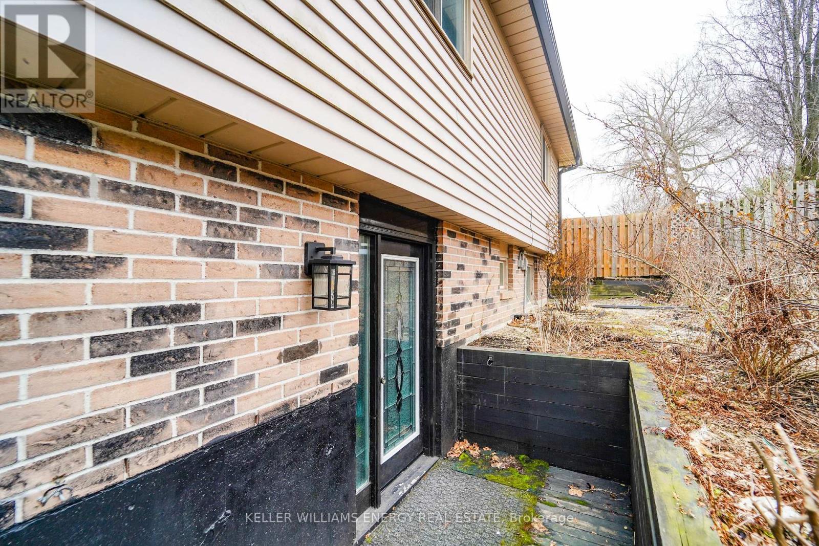 23 Downham Drive, Clarington, Ontario  L1C 4G9 - Photo 27 - E13736474