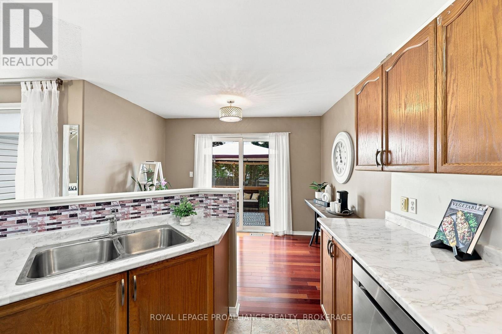 562 Quail Court, Kingston, Ontario  K7M 8Z3 - Photo 13 - X13736558