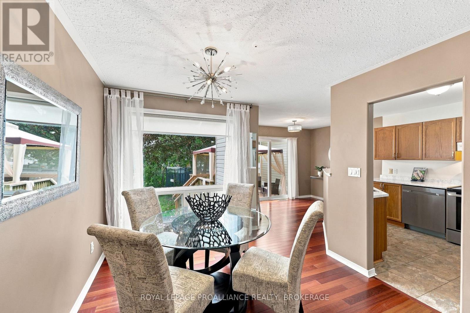 562 Quail Court, Kingston, Ontario  K7M 8Z3 - Photo 9 - X13736558