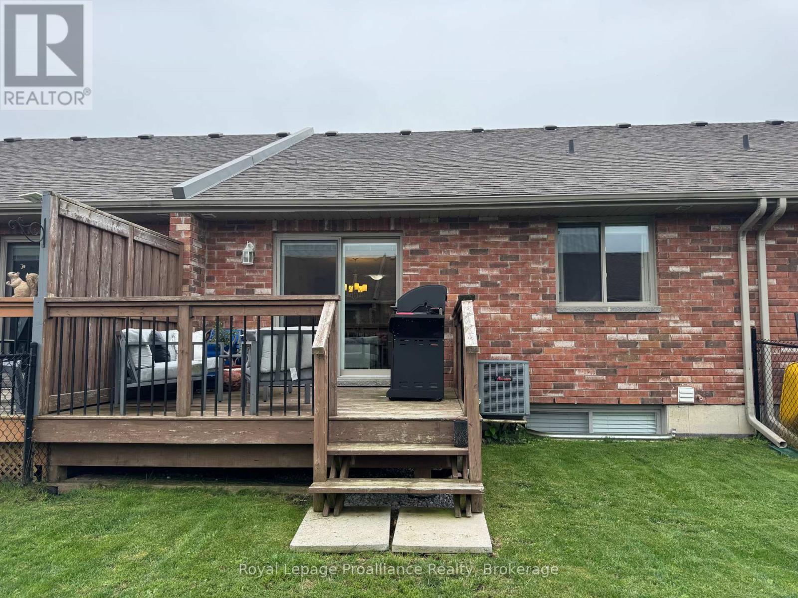 19 Mcintosh Crescent, Quinte West, Ontario  K8V 0G1 - Photo 19 - X13736682