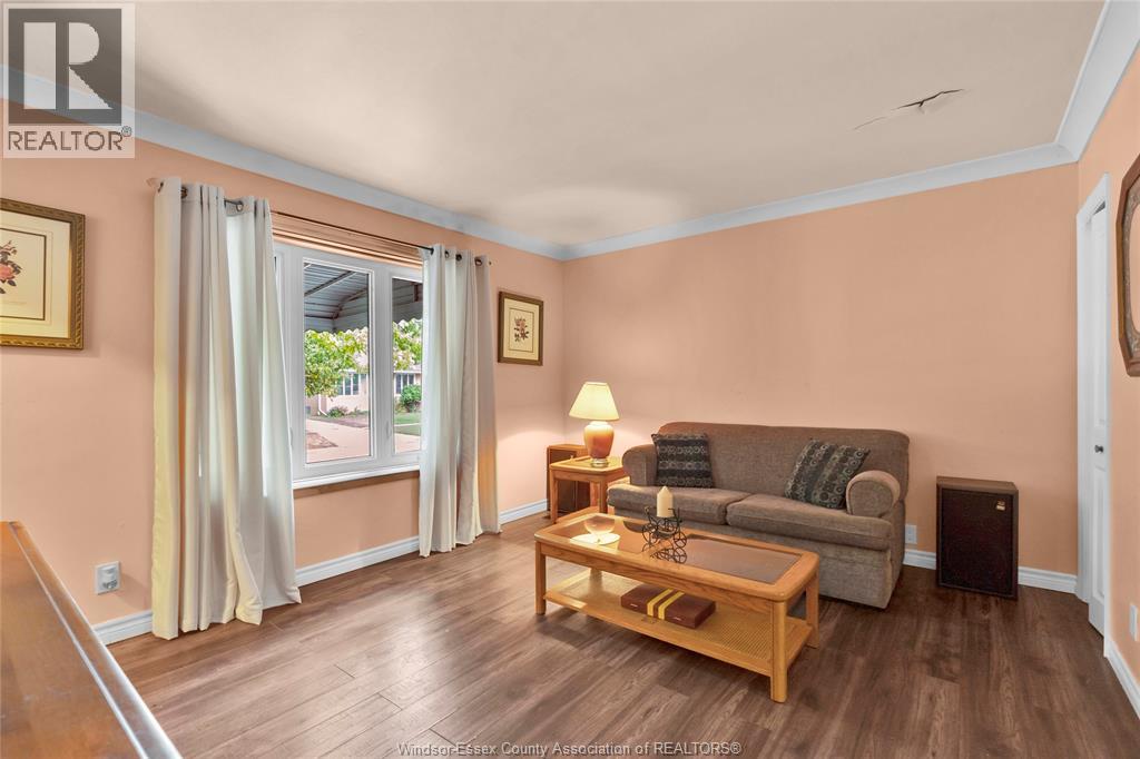1903 Ellrose Avenue, Windsor, Ontario  N8W 4V1 - Photo 5 - 26021451