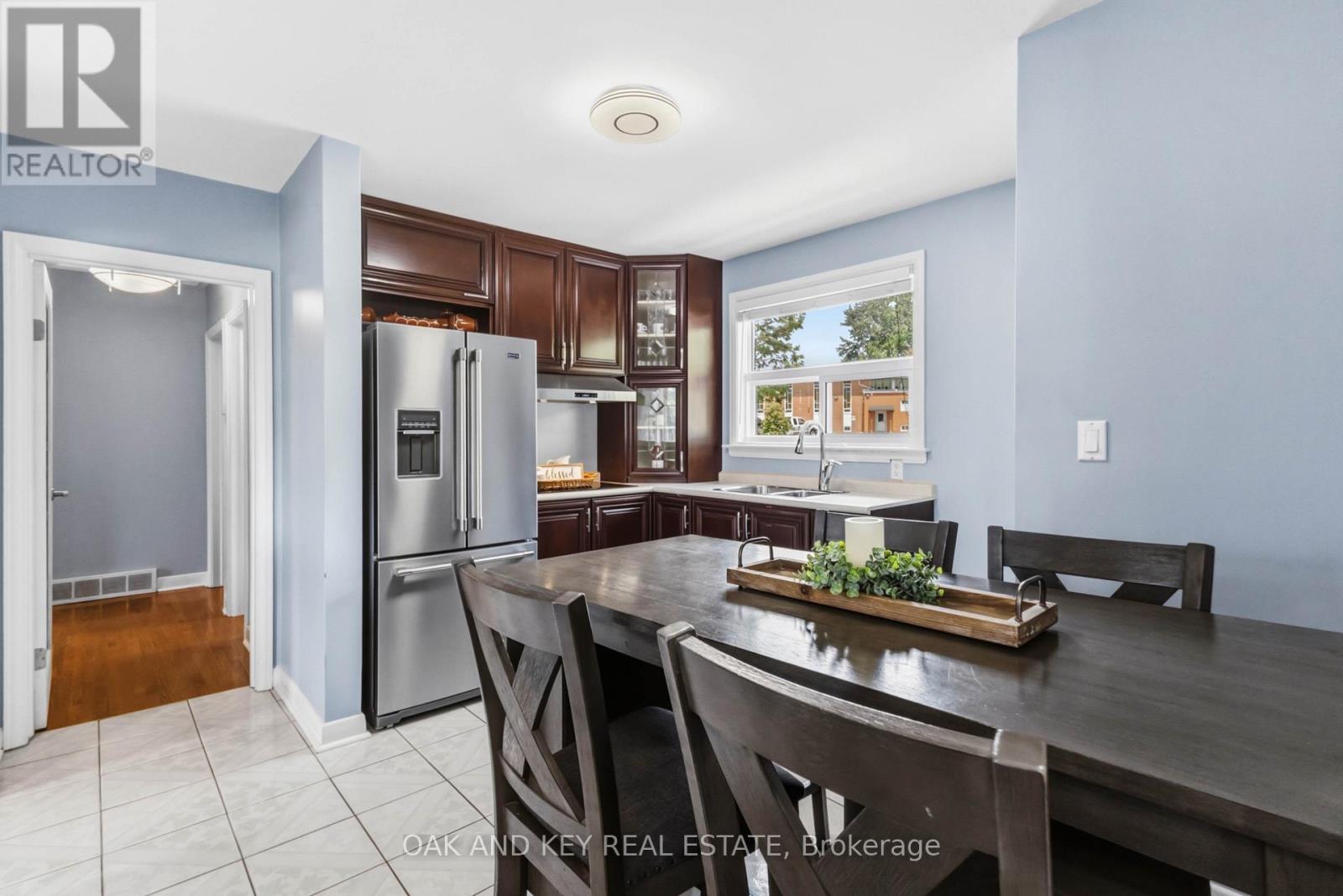 169 Ellsworth Crescent, London East, Ontario  N5W 1J5 - Photo 12 - X13736588