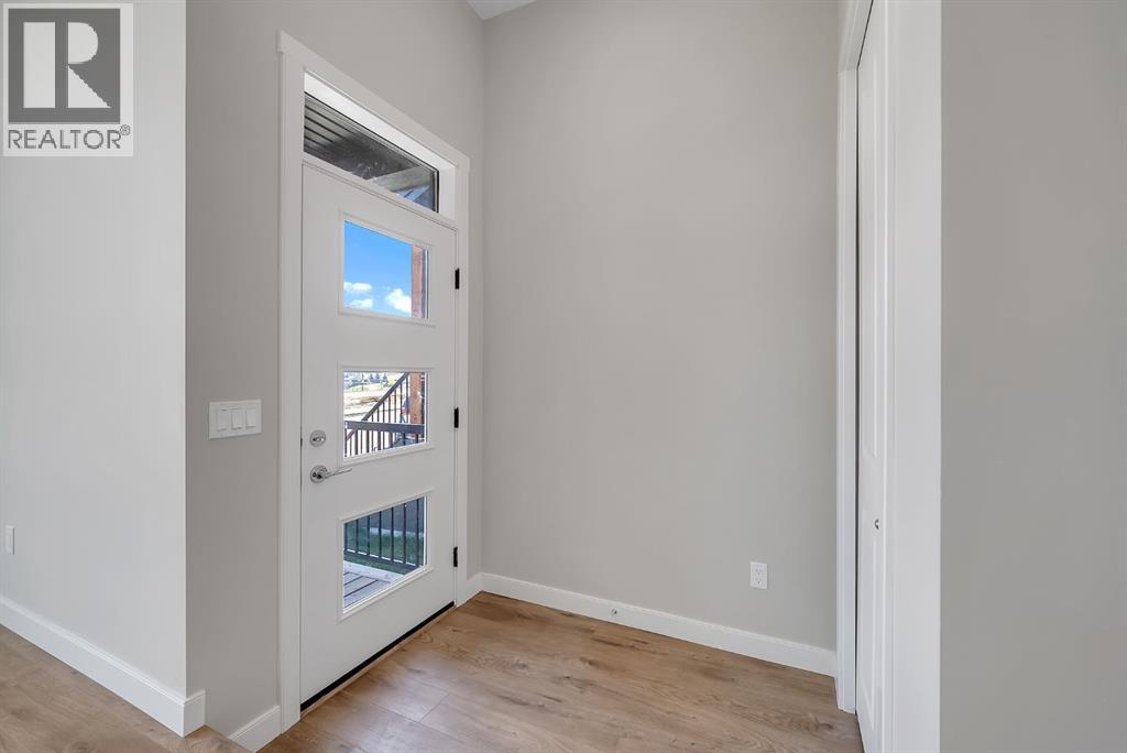 28 Tillotson Loop, Okotoks, Alberta  T1S 1S5 - Photo 3 - A2339481