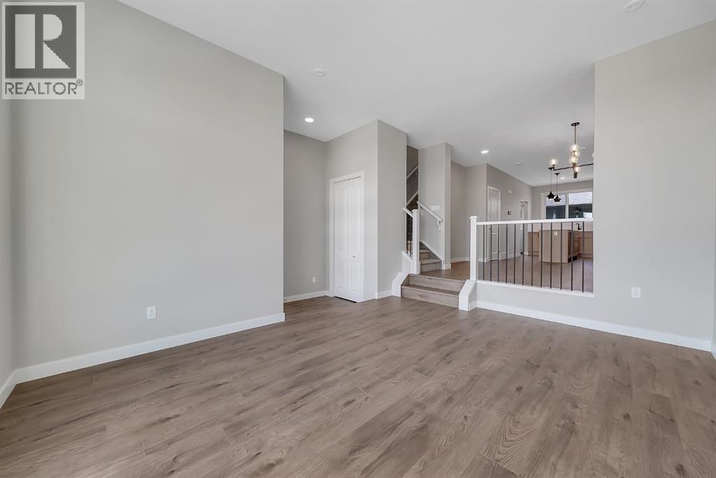 28 Tillotson Loop, Okotoks, Alberta  T1S 1S5 - Photo 6 - A2339481