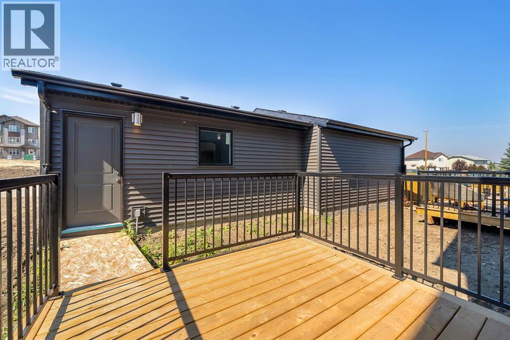28 Tillotson Loop, Okotoks, Alberta  T1S 1S5 - Photo 32 - A2339481