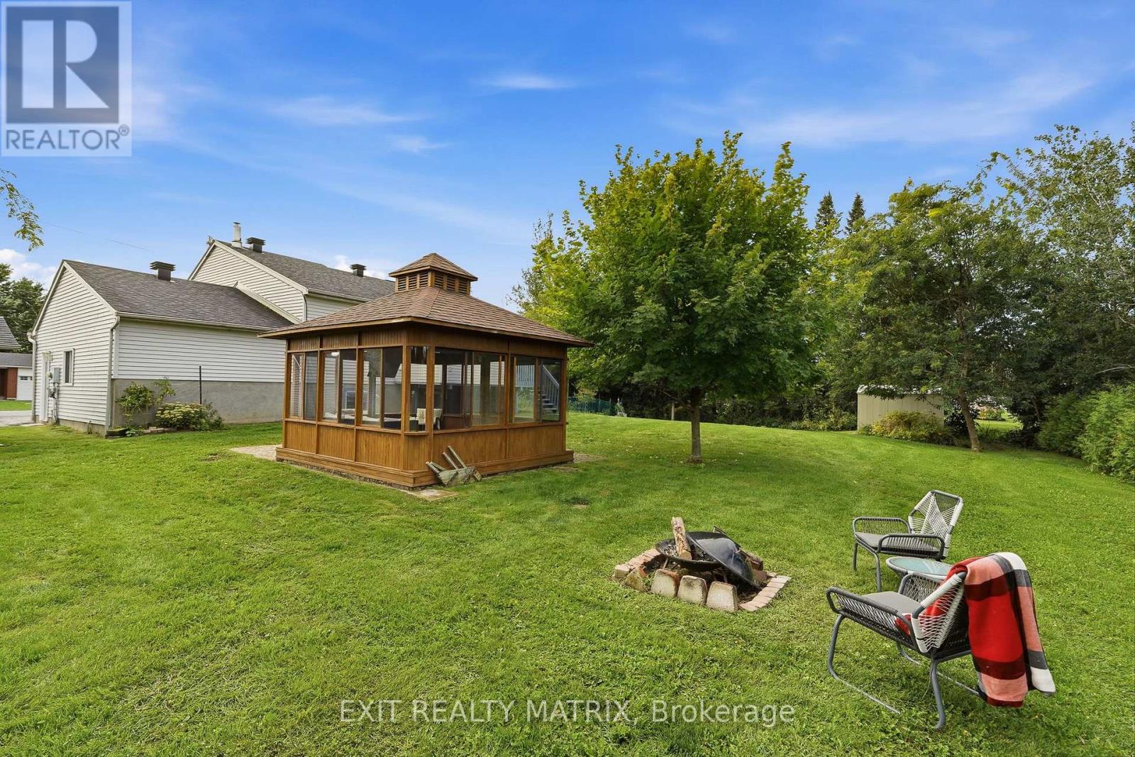 44 Ste Therese Boulevard, Russell, Ontario K0A 1W0 - Photo 33 - X13736592