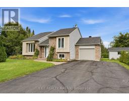 44 STE THERESE BOULEVARD, Russell, Ontario