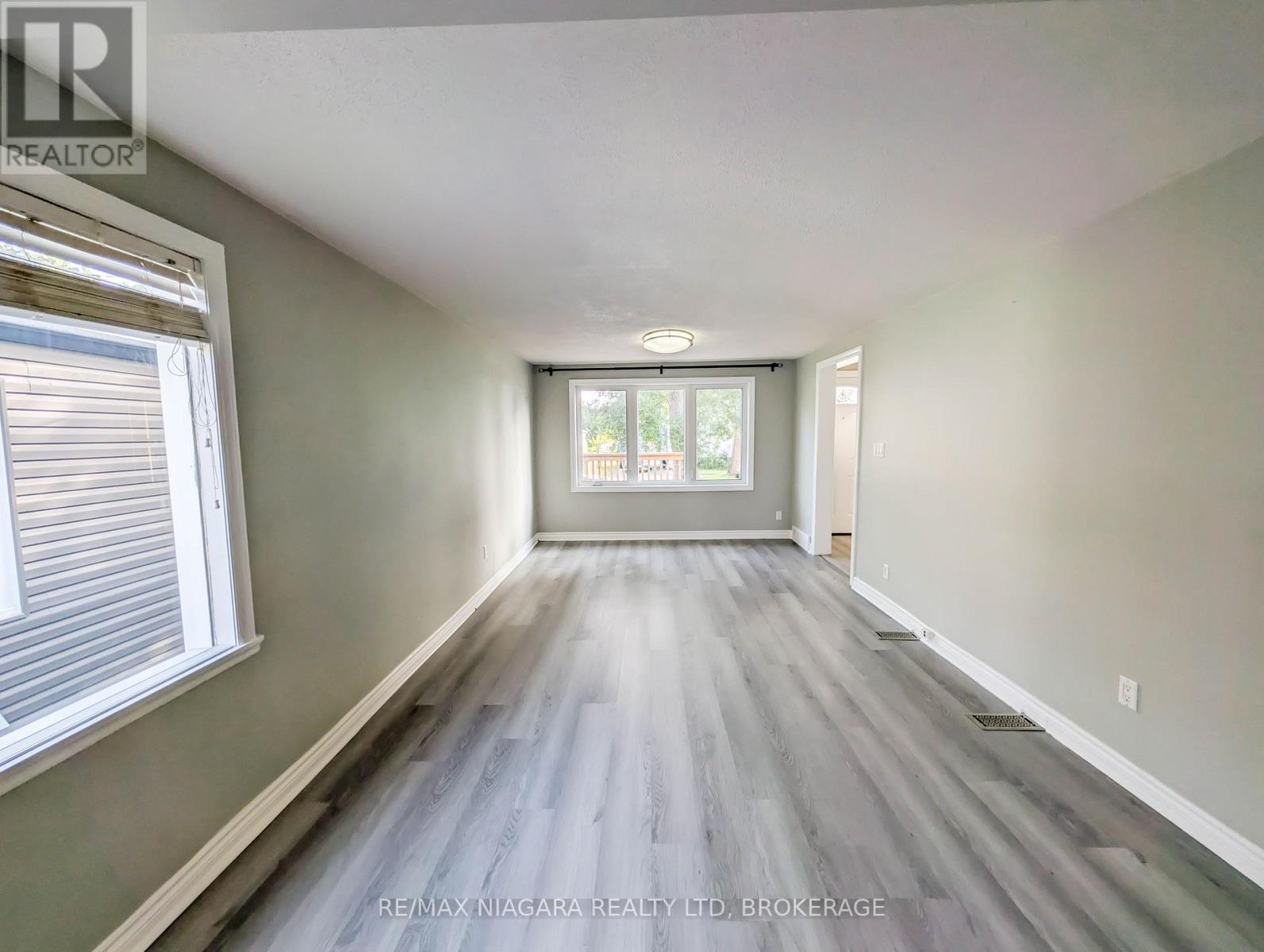 24 Churchill Street, St. Catharines, Ontario  L2S 2P2 - Photo 10 - X13736528