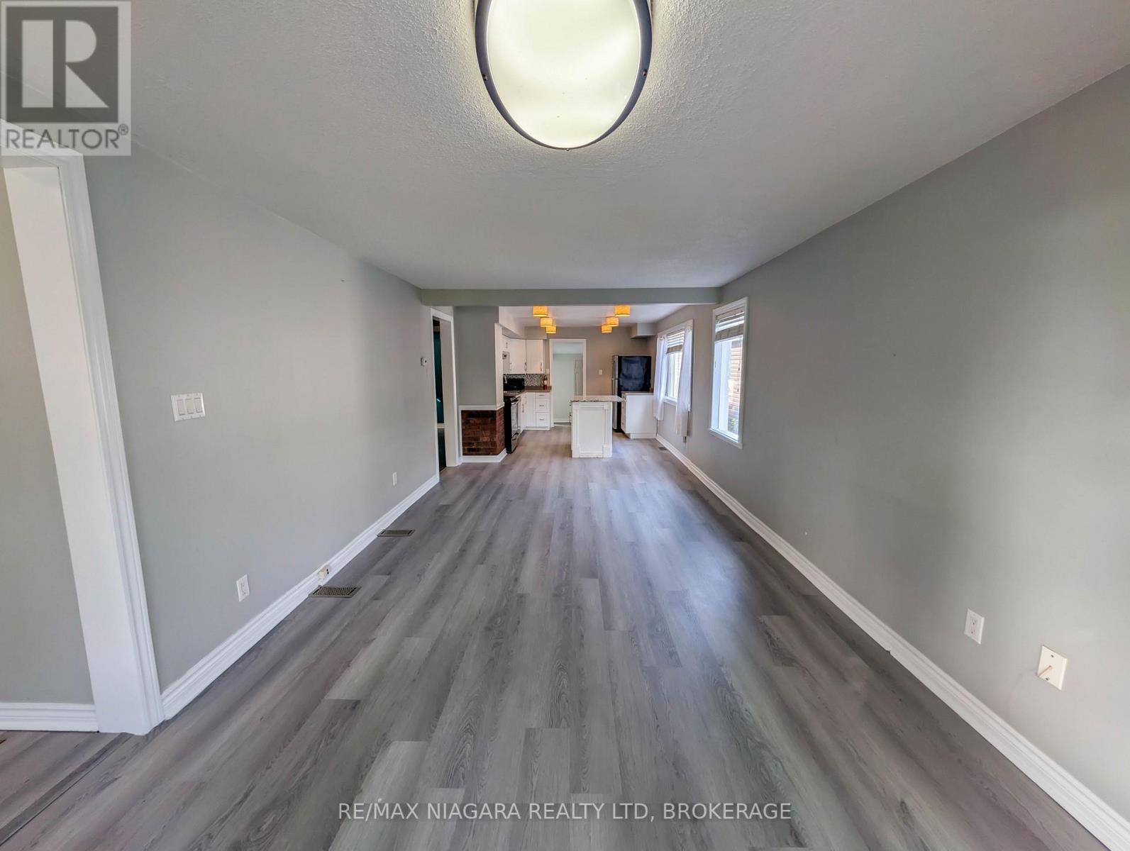 24 Churchill Street, St. Catharines, Ontario  L2S 2P2 - Photo 12 - X13736528