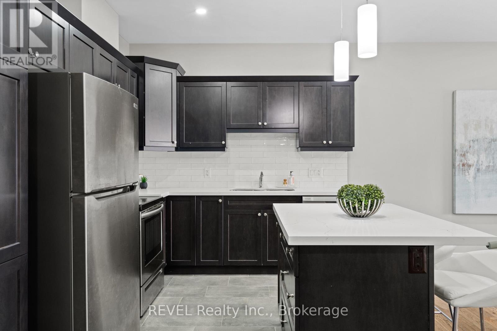 7 - 7138 Parsa St Niagara Falls Street, Niagara Falls, Ontario  L2H 3W1 - Photo 8 - X13736570