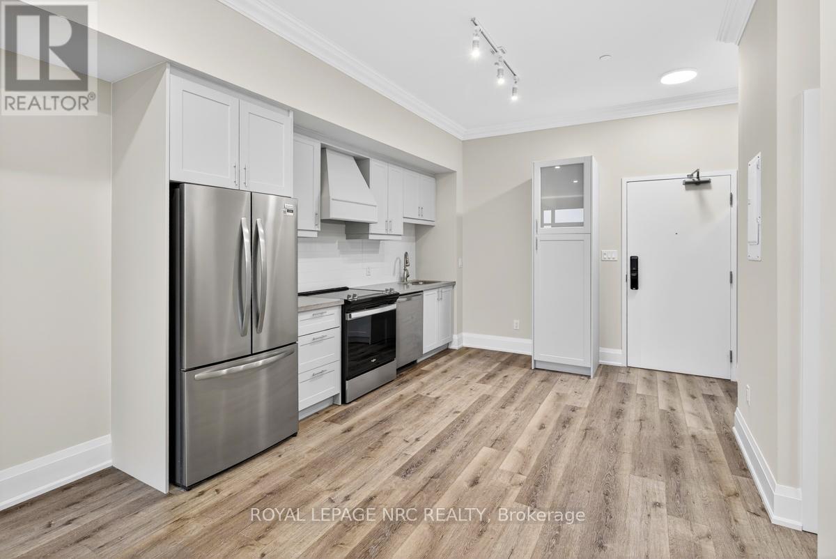 Up32 - 50 Herrick Avenue, St. Catharines, Ontario  L2P 2T9 - Photo 22 - X13736844