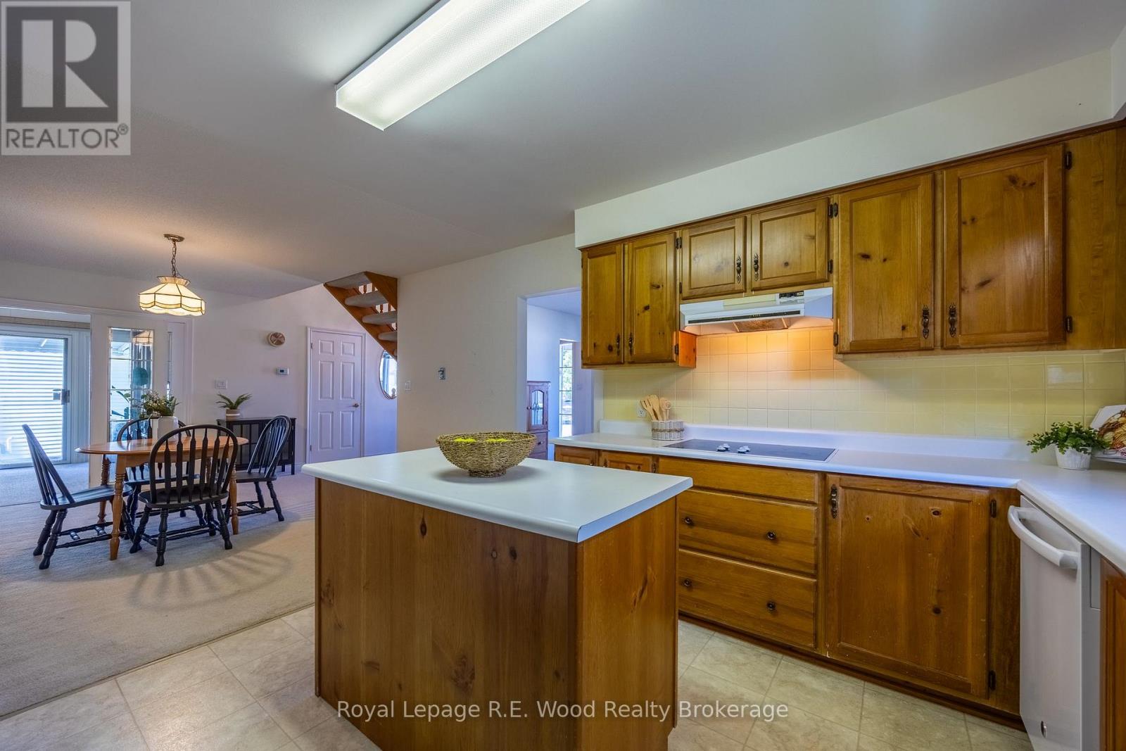 7 Seres Drive, Tillsonburg, Ontario N4G 5E6 - Photo 9 - X13736718