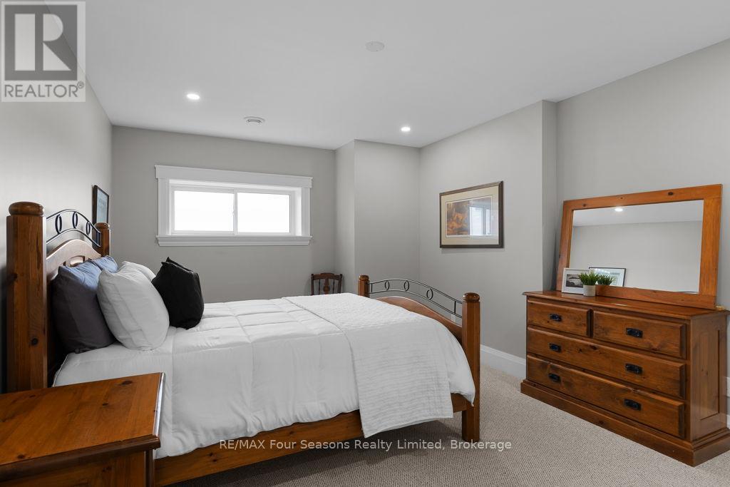 8672 County Rd 91 Road, Clearview, Ontario  L0M 1S0 - Photo 43 - S13736848