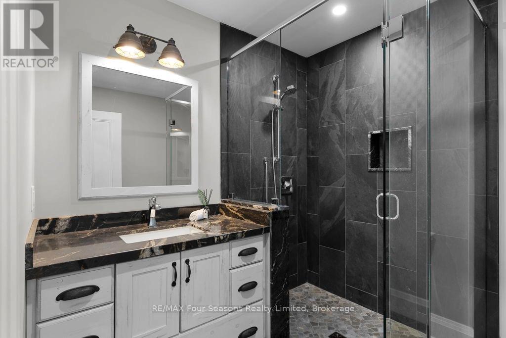 8672 County Rd 91 Road, Clearview, Ontario  L0M 1S0 - Photo 44 - S13736848