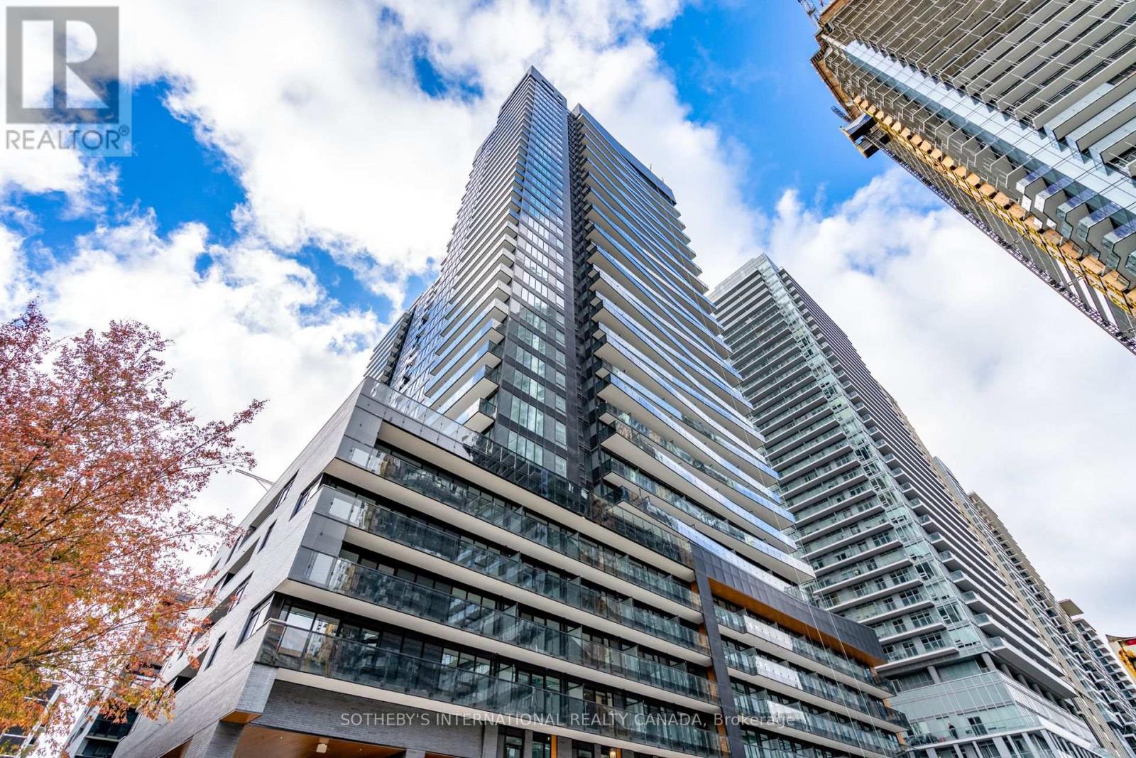 407 - 117 BROADWAY AVENUE, Toronto, Ontario