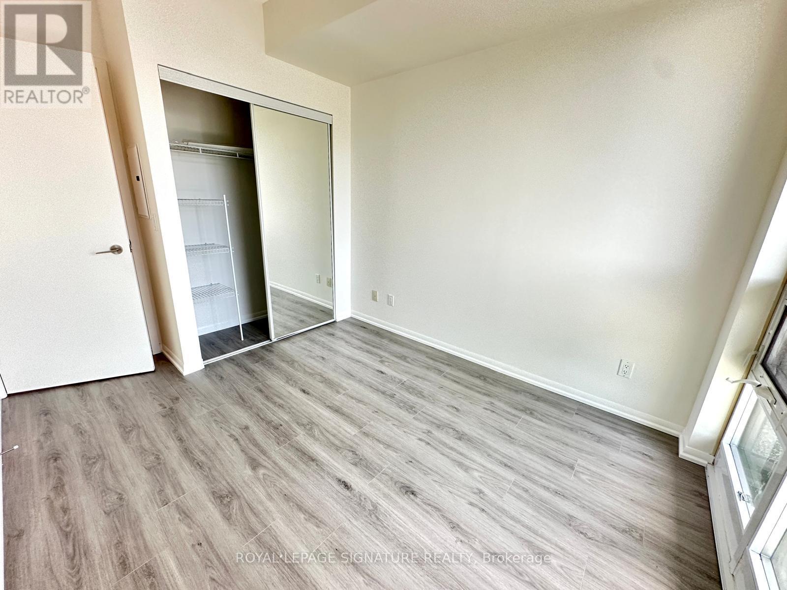 3709 - 215 Fort York Boulevard, Toronto, Ontario  M5V 4A2 - Photo 8 - C13736506