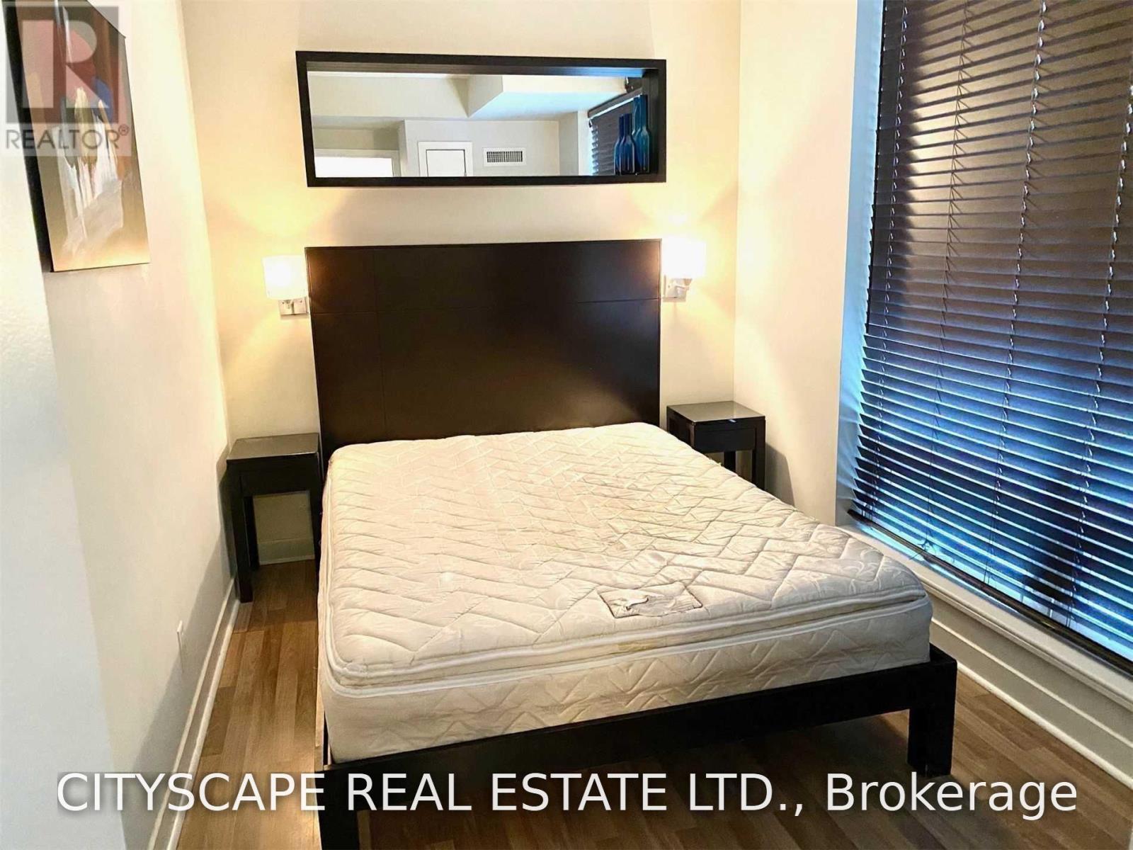1702 - 8 Colborne Street, Toronto, Ontario  M5E 1E1 - Photo 8 - C13736704