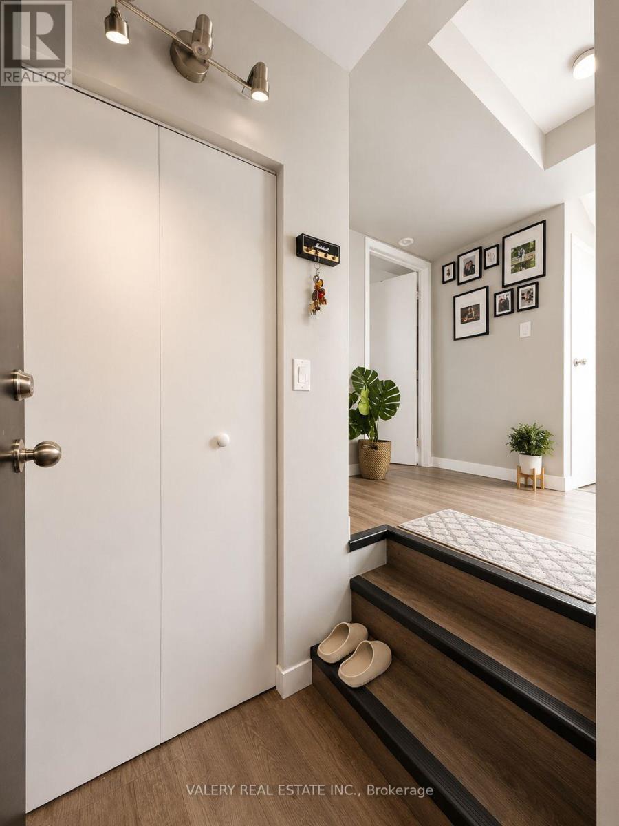 8 - 205 Gerrard Street E, Toronto, Ontario  M5A 2E7 - Photo 3 - C13736832