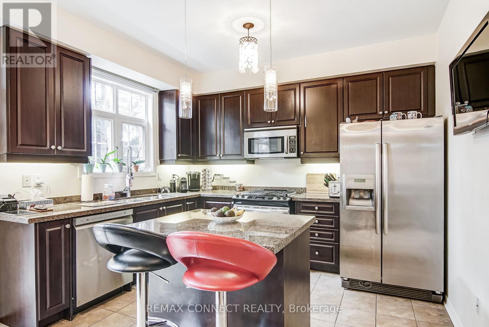 30 - 1701 Finch Avenue, Pickering, Ontario  L1V 0B7 - Photo 7 - E13736482