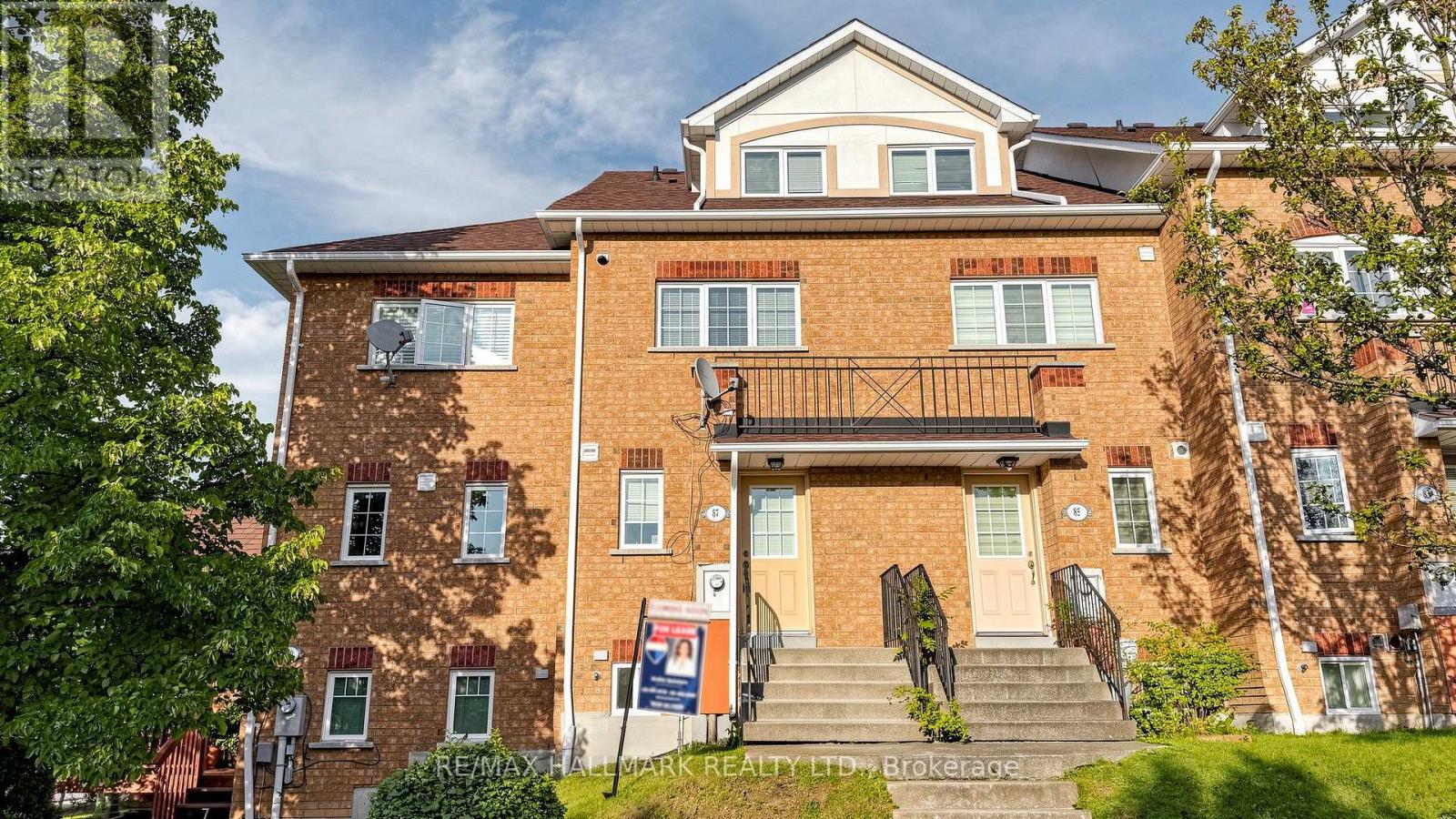 87 HEDGE END ROAD, Toronto, Ontario