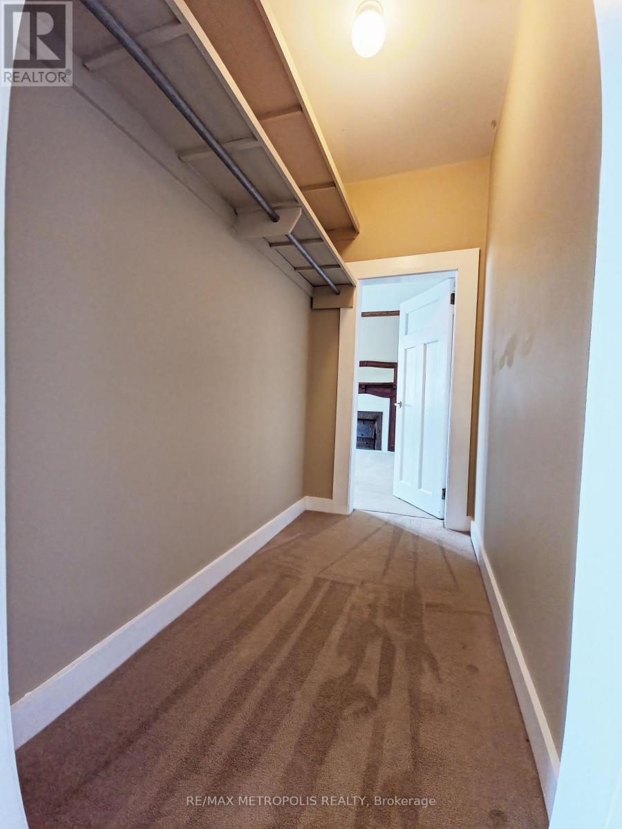 Upper #2 - 1110 Simcoe Street S, Oshawa, Ontario  L1H 4L8 - Photo 7 - E13736622