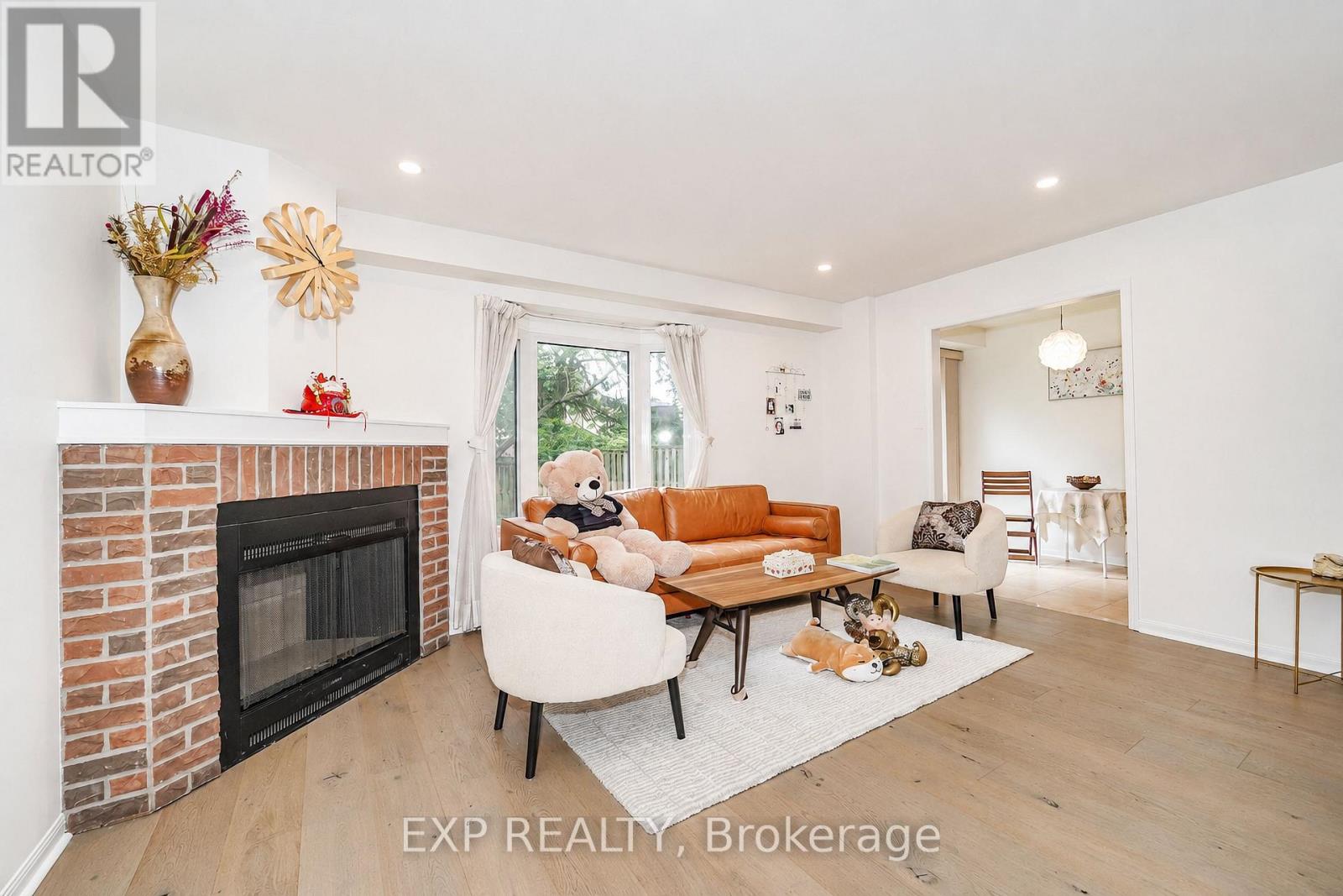 61 Wintermute Boulevard, Toronto, Ontario  M1W 3M7 - Photo 11 - E13736670