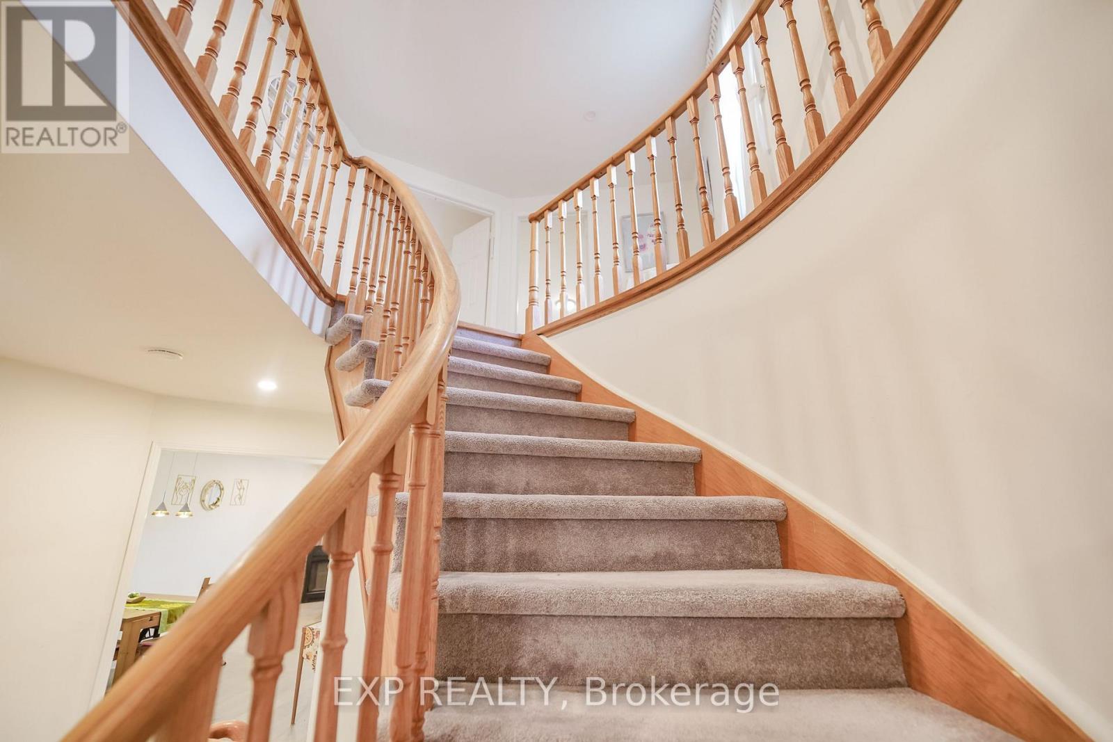 61 Wintermute Boulevard, Toronto, Ontario  M1W 3M7 - Photo 16 - E13736670