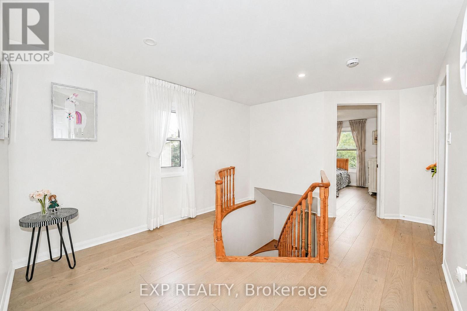 61 Wintermute Boulevard, Toronto, Ontario  M1W 3M7 - Photo 17 - E13736670