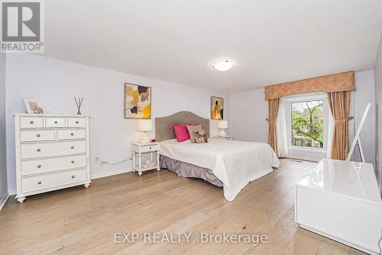 61 Wintermute Boulevard, Toronto, Ontario  M1W 3M7 - Photo 18 - E13736670