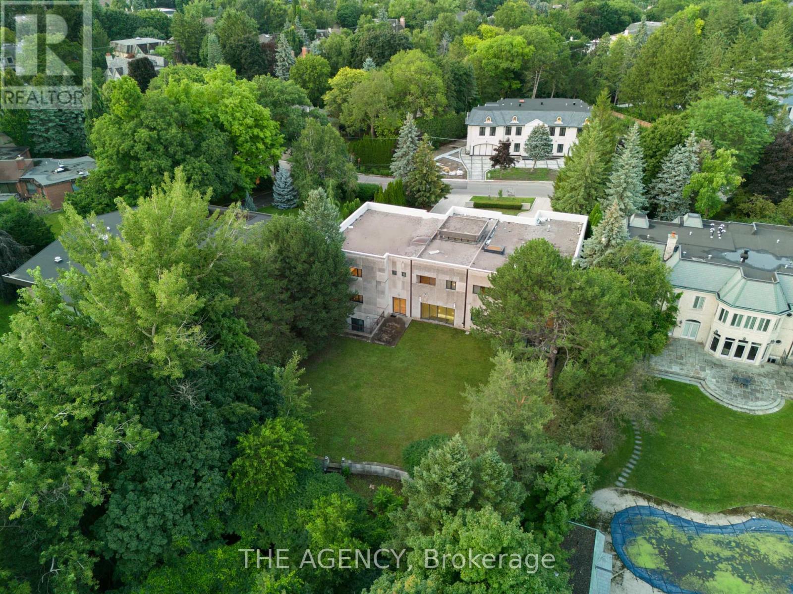 23 BAYVIEW RIDGE, Toronto, Ontario