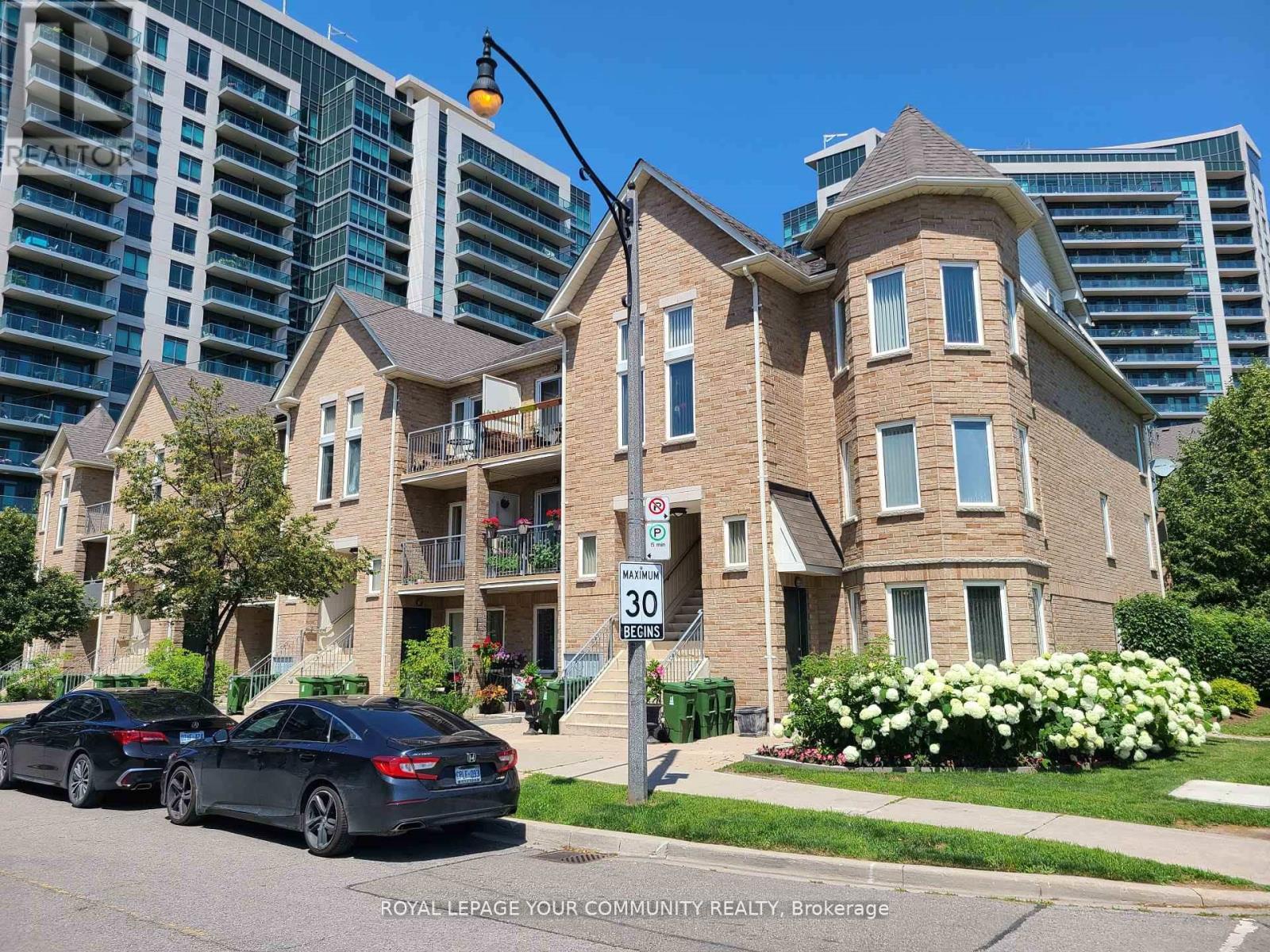 101 - 130 VANDERHOOF AVENUE, Toronto, Ontario