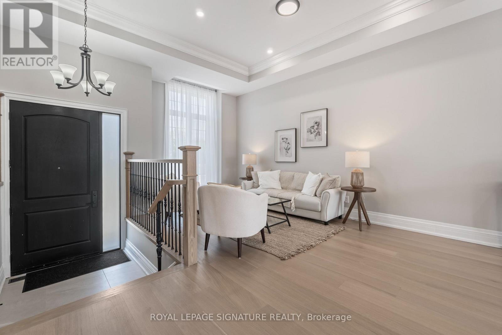 1309 Commerce Street, Pickering, Ontario  L1W 1E1 - Photo 2 - E13736838
