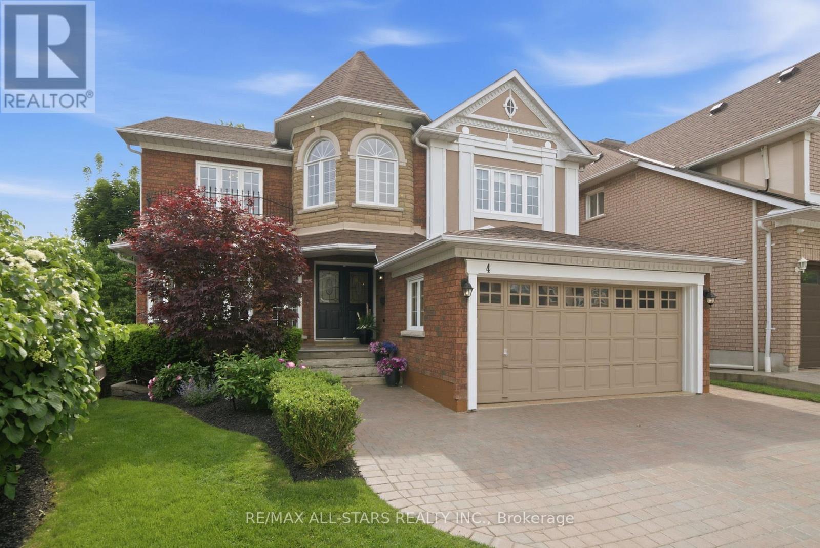 4 DENNIS DRIVE, Ajax, Ontario
