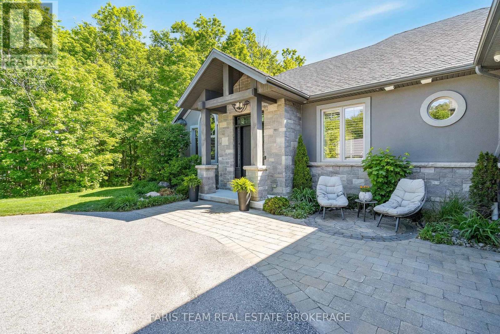 142 Mennill Drive, Springwater, Ontario  L9X 0J2 - Photo 4 - S13248600