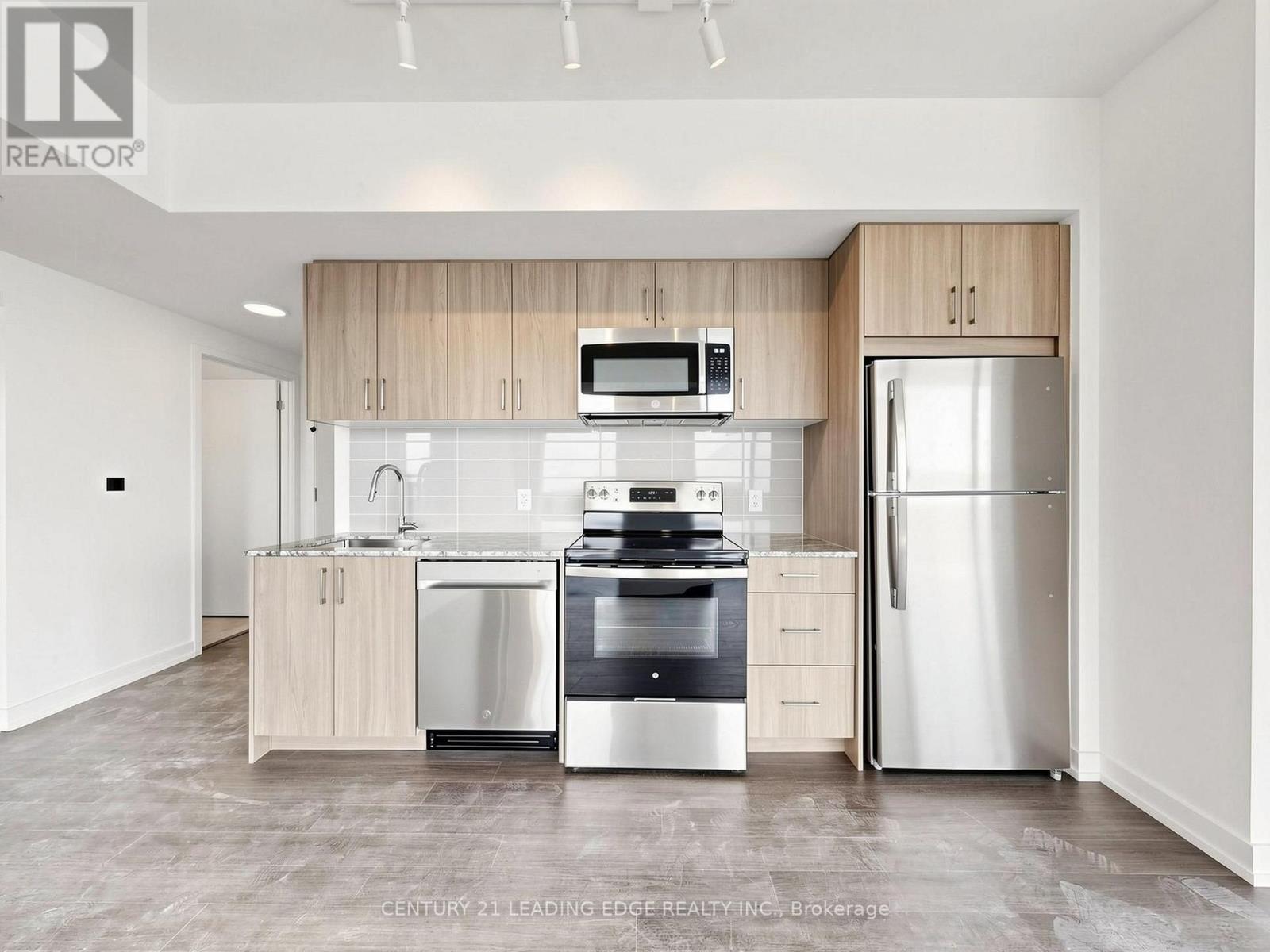 1710 - 4010 Eglinton Avenue W, Toronto, Ontario  M9A 0G5 - Photo 4 - W13699964