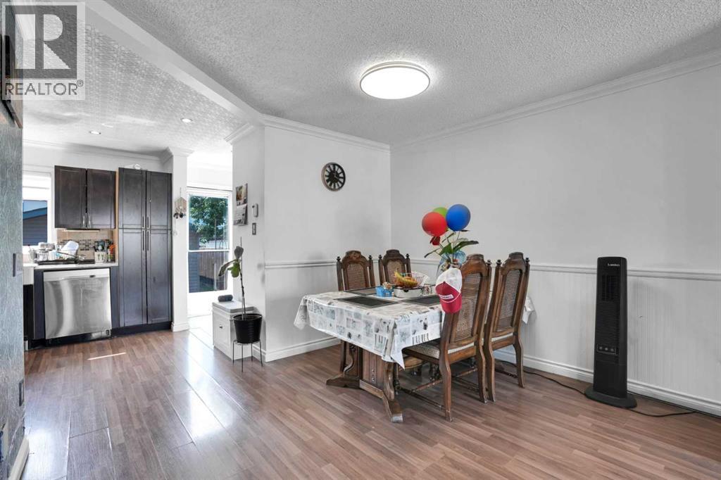 156 Saddlecrest Place Ne, Calgary, Alberta  T3J 5G2 - Photo 8 - A2324877