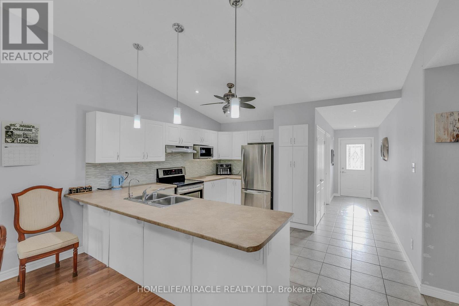 3 - 560 Grey Street, Brantford, Ontario  N3S 0C4 - Photo 11 - X13420132