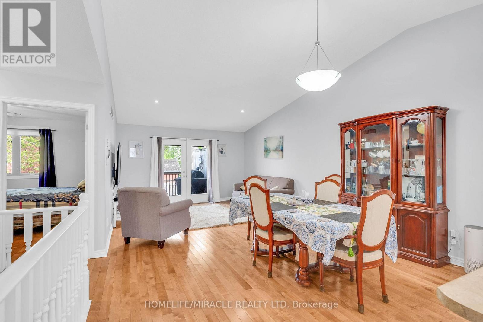 3 - 560 Grey Street, Brantford, Ontario  N3S 0C4 - Photo 7 - X13420132