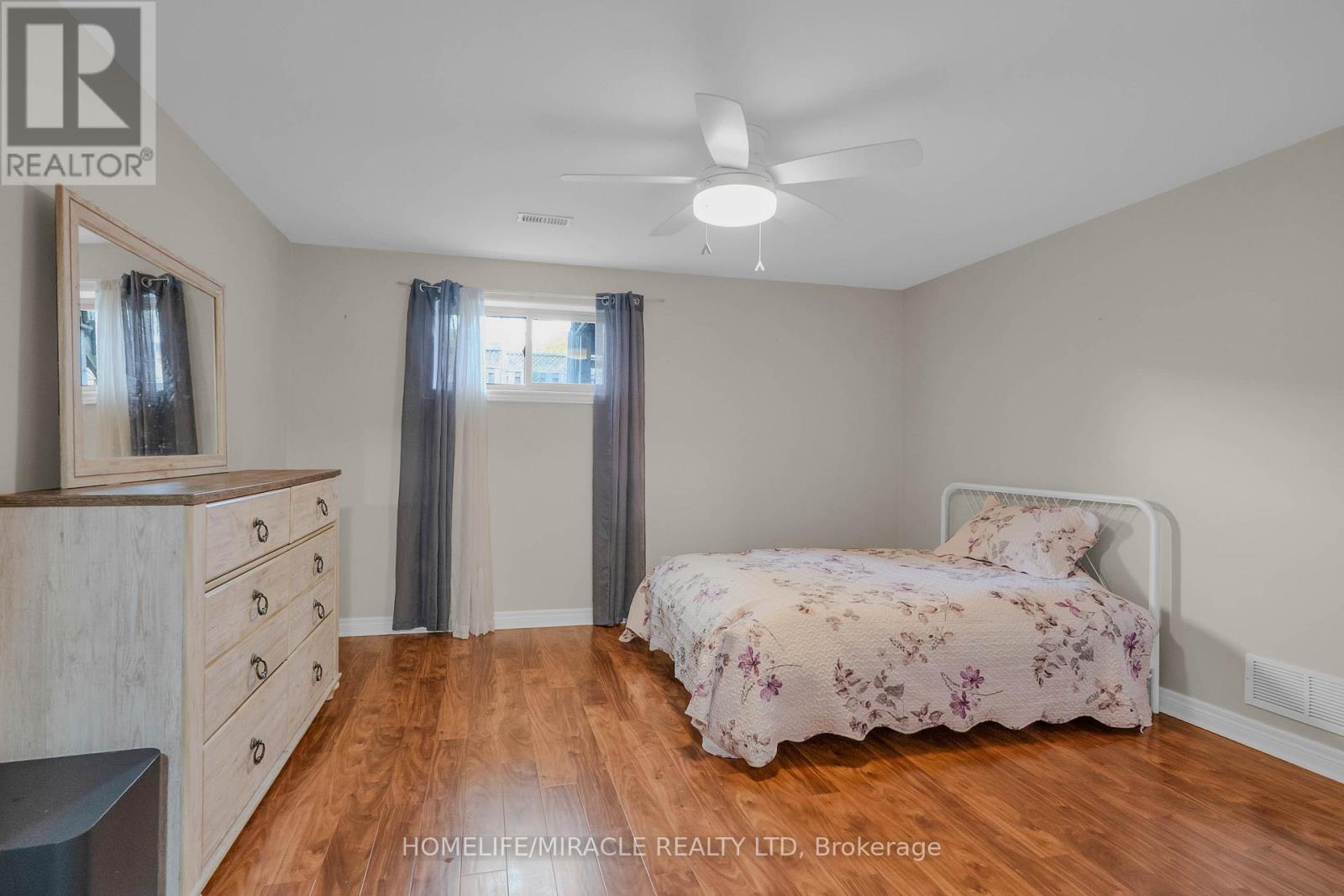 3 - 560 Grey Street, Brantford, Ontario  N3S 0C4 - Photo 23 - X13420132