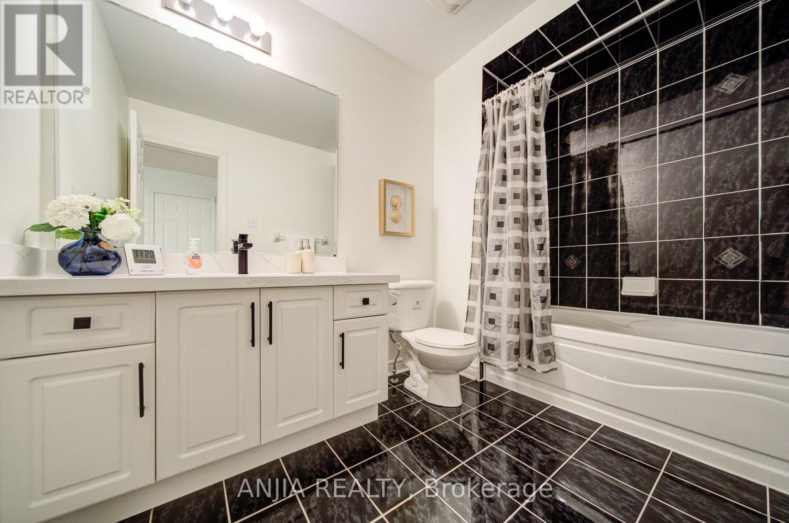 94 Cynthia Jean Street, Markham, Ontario  L6C 2W6 - Photo 35 - N13736490