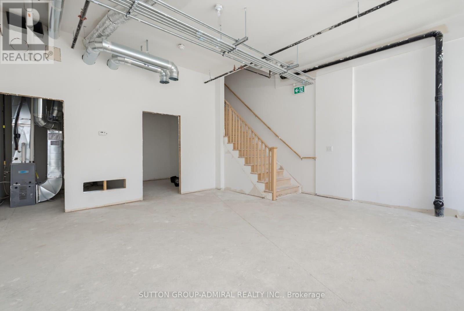 4 - 220 Dissette Street, Bradford West Gwillimbury, Ontario  L3Z 3G8 - Photo 10 - N13736546