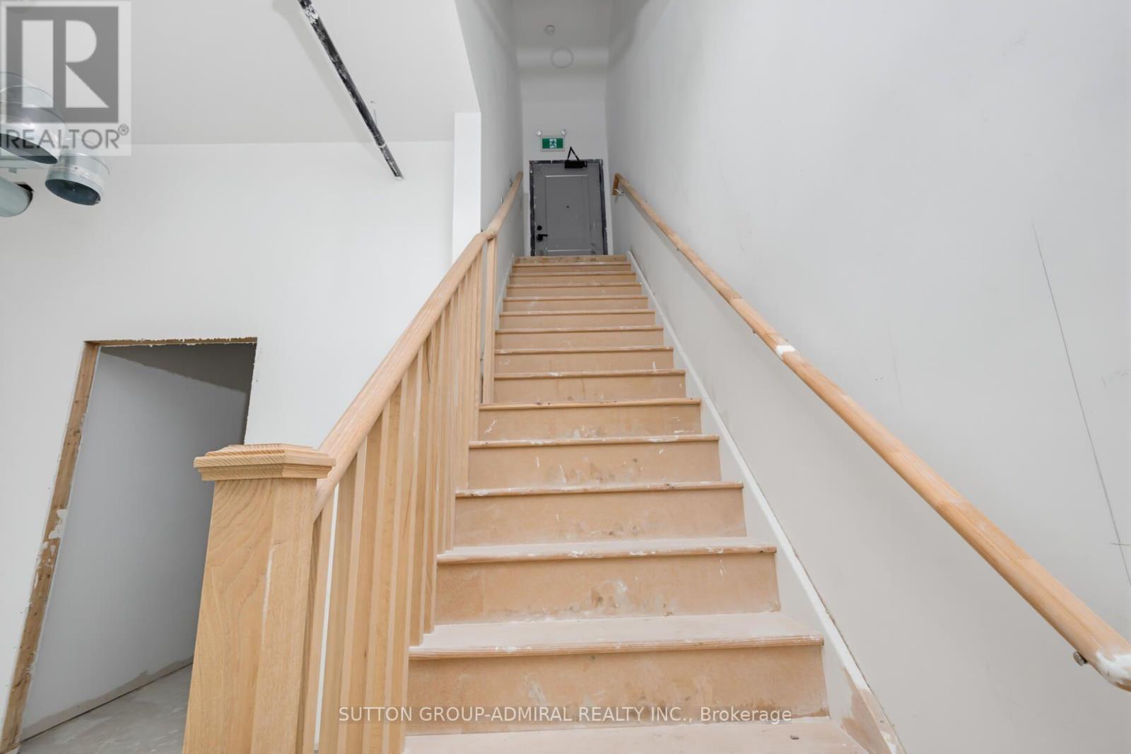 4 - 220 Dissette Street, Bradford West Gwillimbury, Ontario  L3Z 3G8 - Photo 14 - N13736546