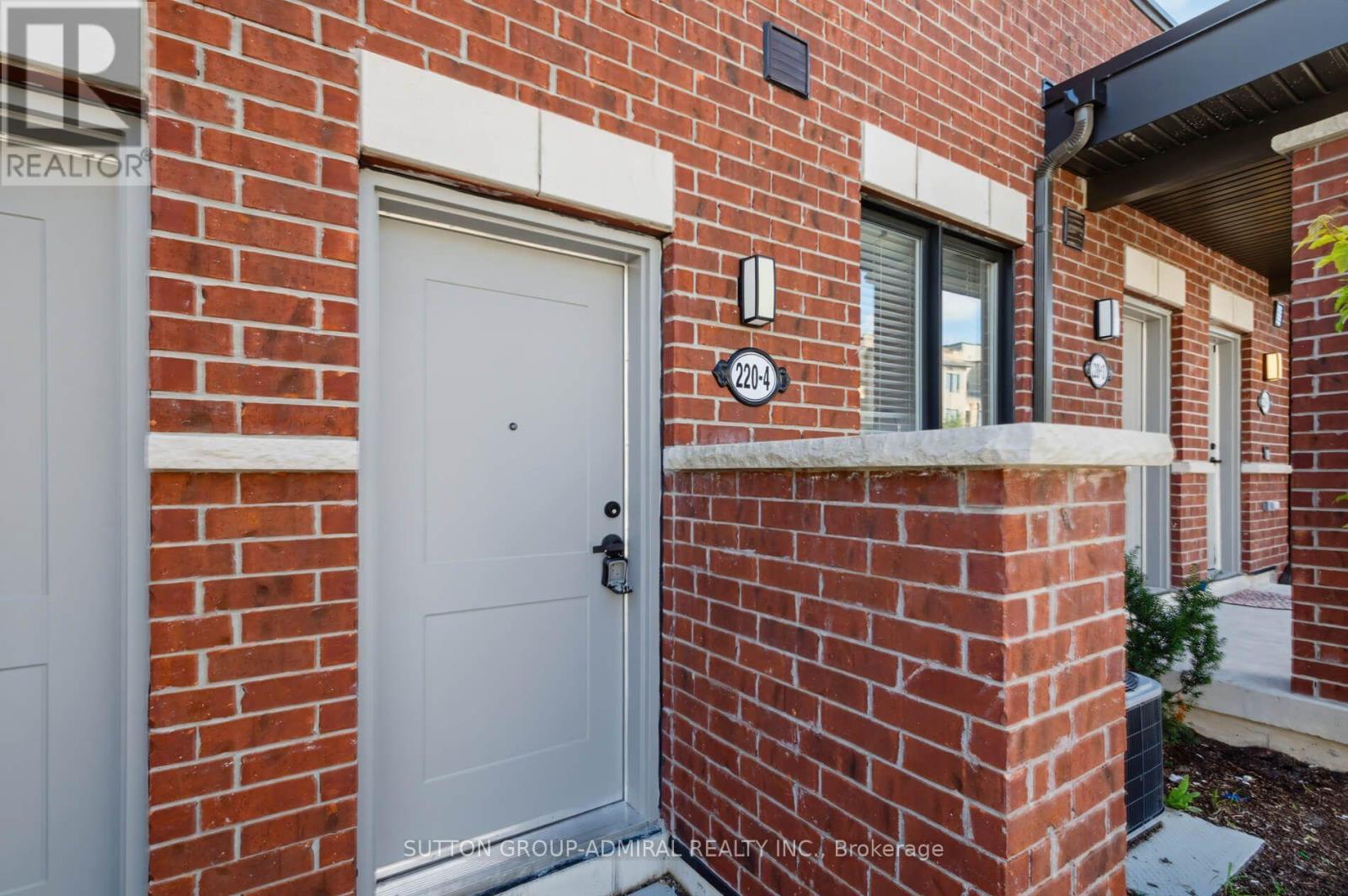 4 - 220 Dissette Street, Bradford West Gwillimbury, Ontario  L3Z 3G8 - Photo 15 - N13736546