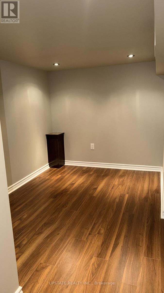 (Basement) - 135 Via Carmine Avenue, Vaughan, Ontario  L4H 1Z9 - Photo 9 - N13736614