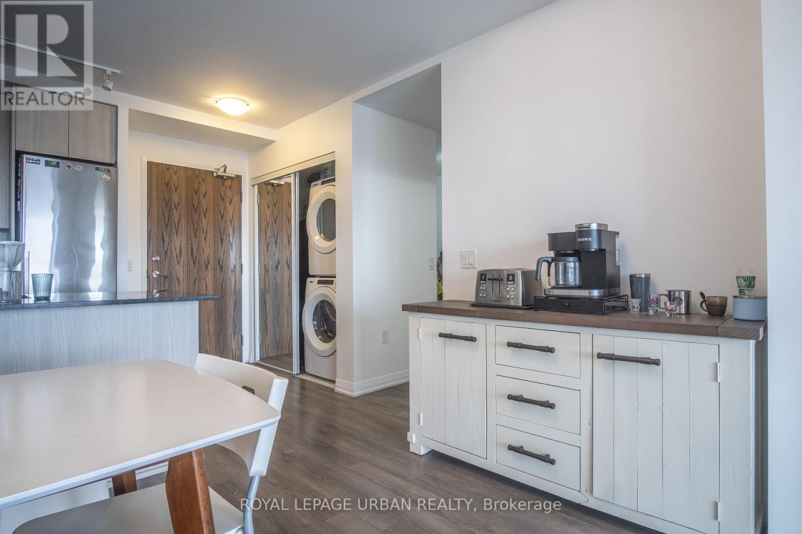 817 - 99 Eagle Rock Way, Vaughan, Ontario  L6A 5A7 - Photo 11 - N13736674