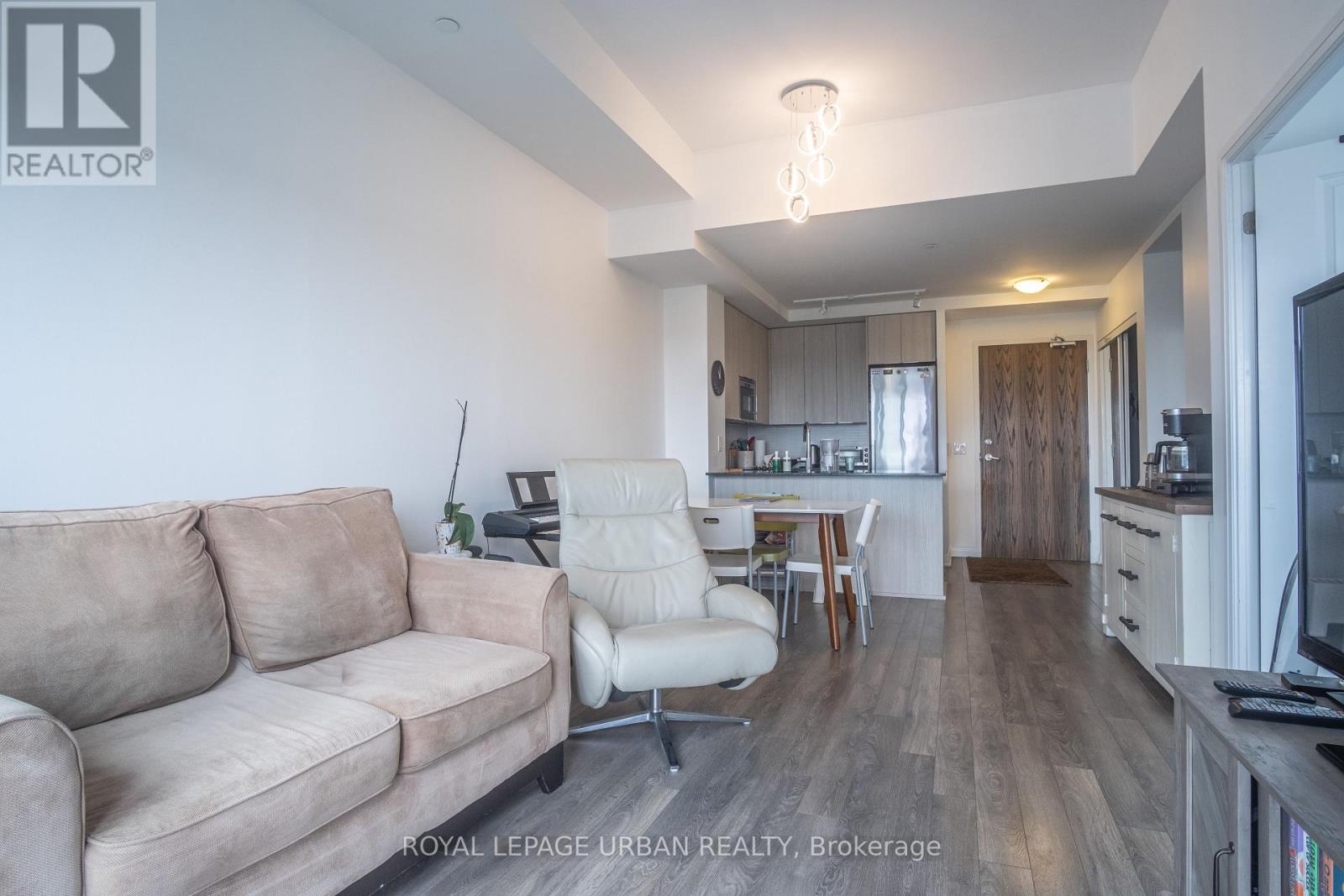 817 - 99 Eagle Rock Way, Vaughan, Ontario  L6A 5A7 - Photo 7 - N13736674